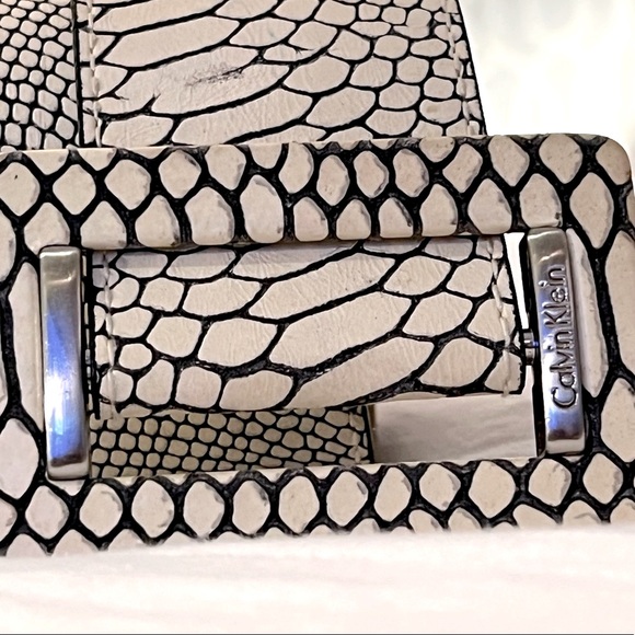 ⭐️ CALVIN KLEIN ⭐️ VINTAGE WAIST BELT GENUINE LEATHER SIZE SMALL - Picture 8 of 16